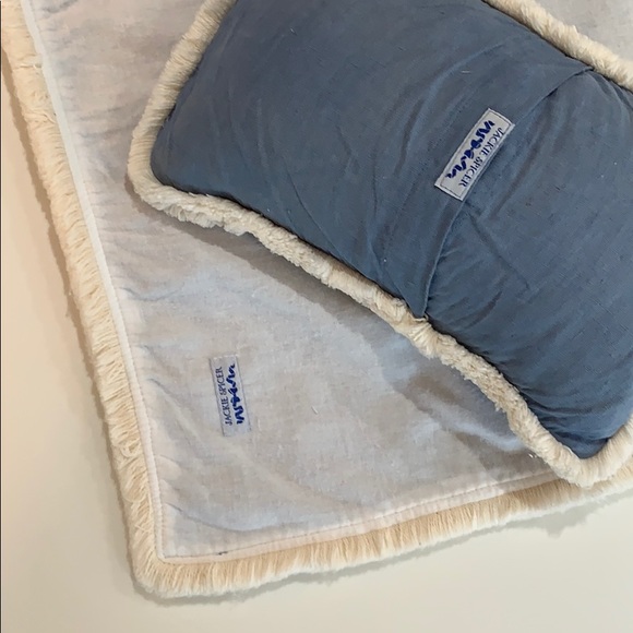 Vintage baby pillow and blanket set - Picture 7 of 9